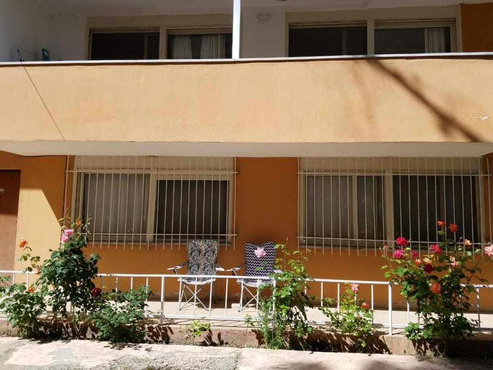 Patio, Balcony/Terrace