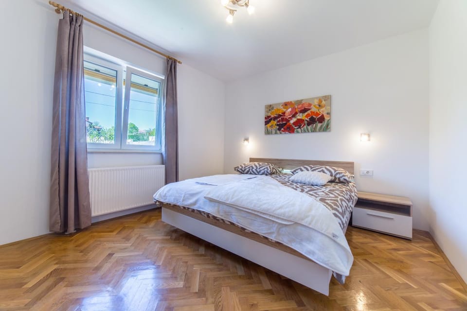 Apartments Raspolic Apartment in Primorje-Gorski Kotar County