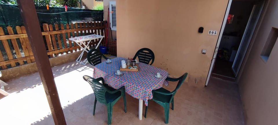 Property building, Patio
