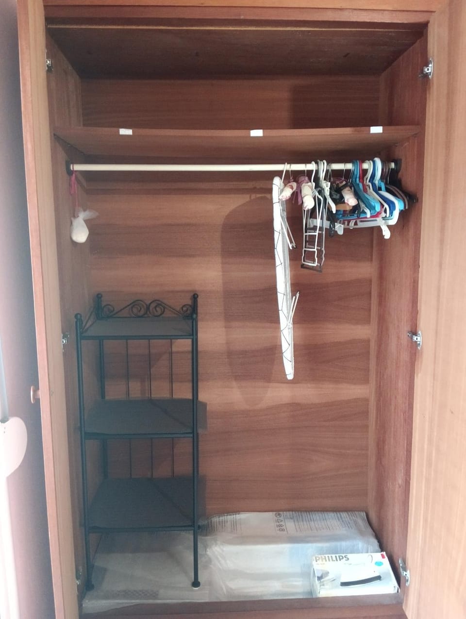 Bedroom, wardrobe