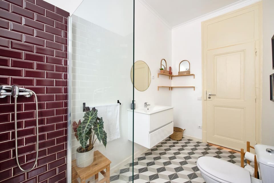 Shower, Toilet, Bathroom