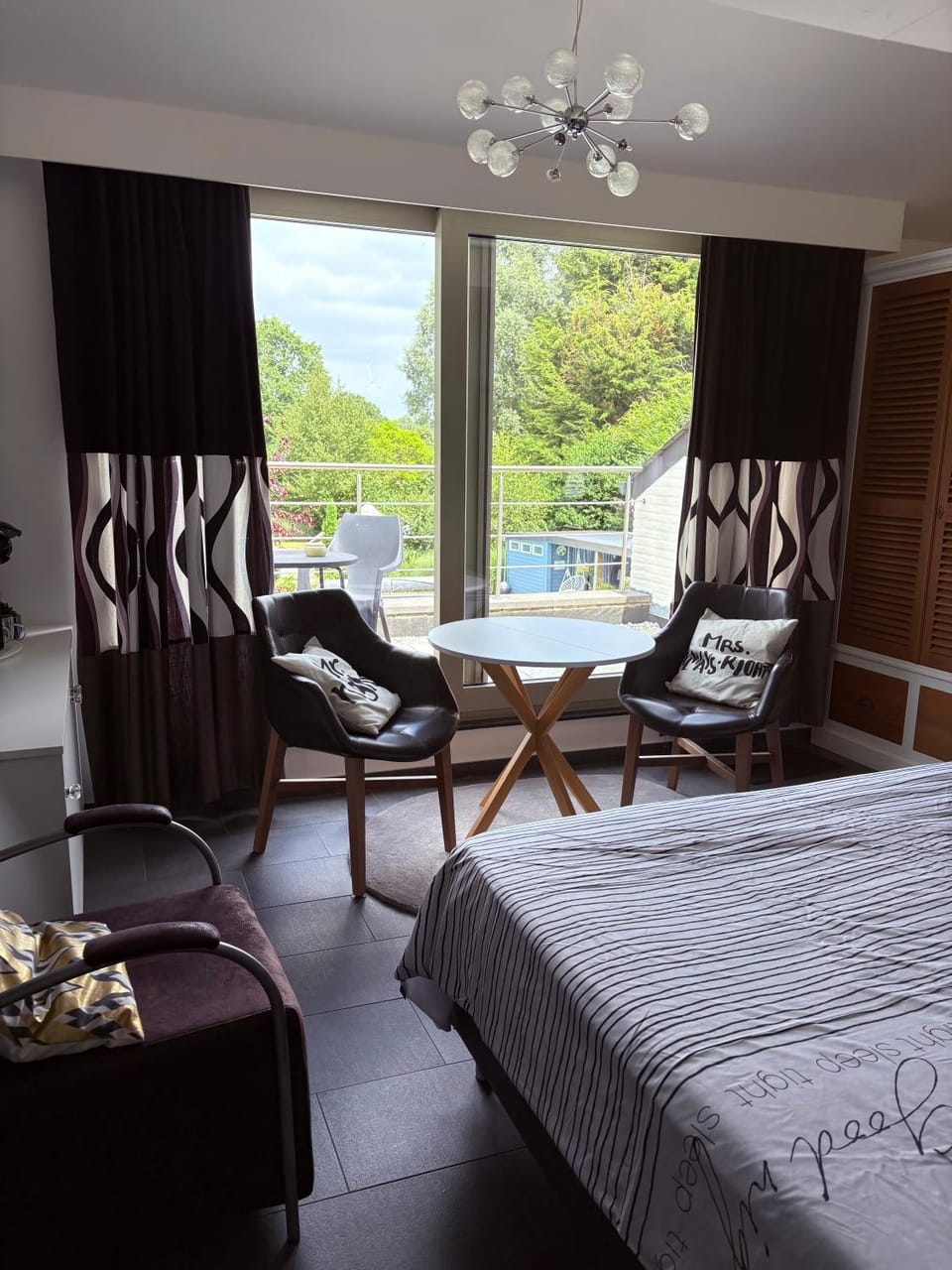Guesthouse De Witte Merel Deluxe Bed and Breakfast in Flanders