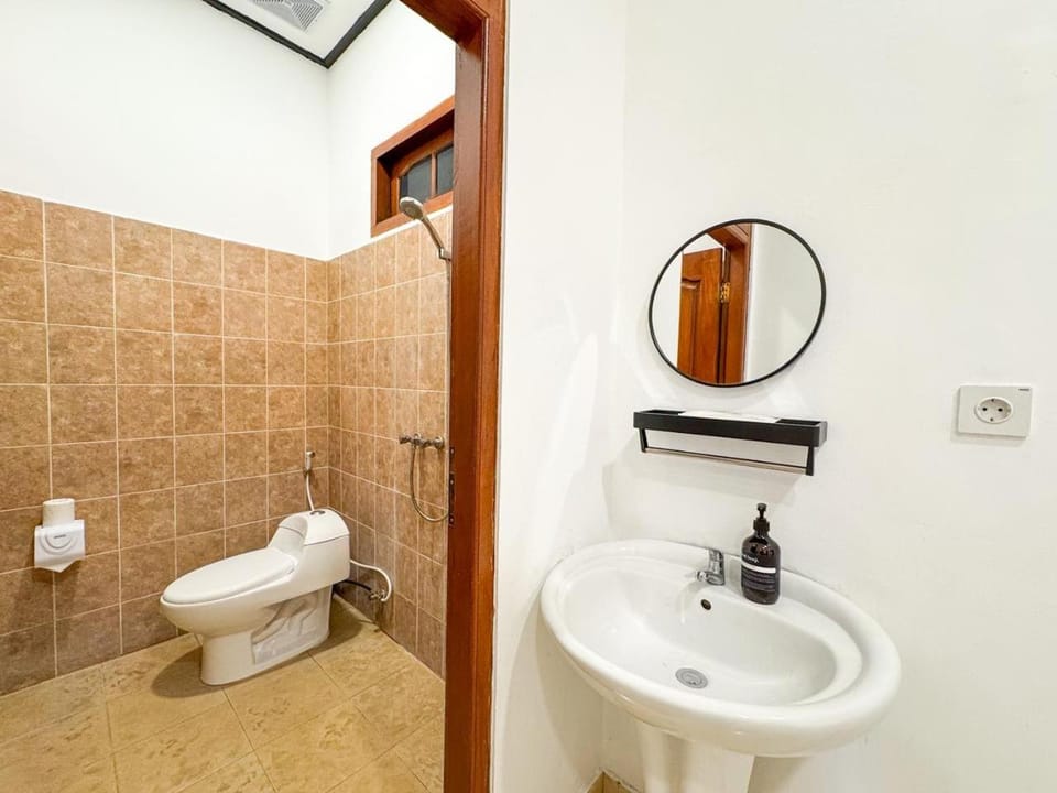 Shower, Toilet, Bathroom, bidet