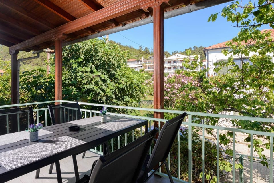 View (from property/room), Balcony/Terrace