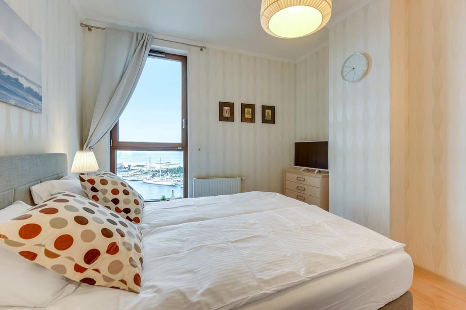 TV and multimedia, Bedroom