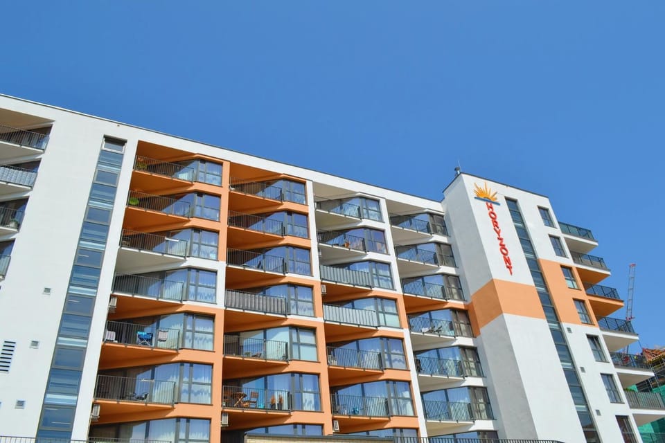 Property building, Facade/entrance
