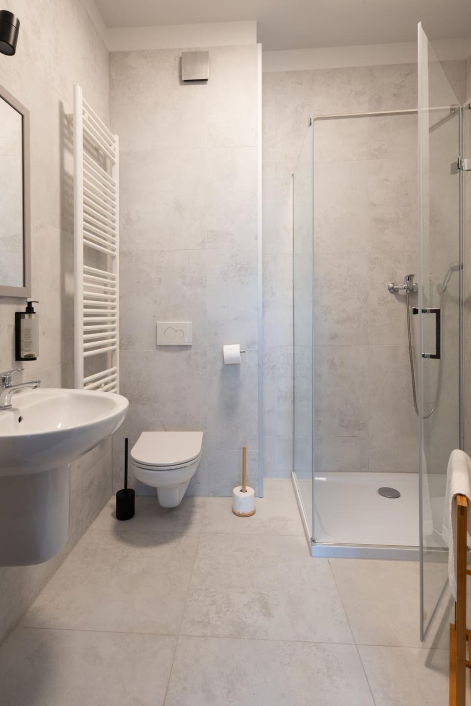 Shower, Bathroom