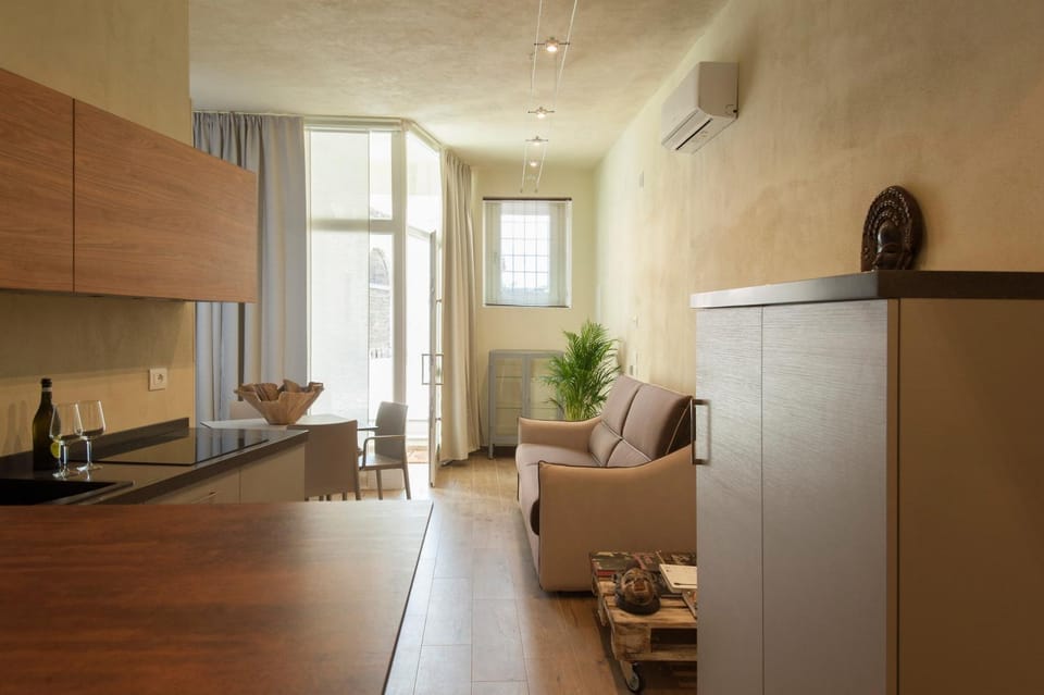 Kitchen or kitchenette, Living room, Other, Photo of the whole room, Seating area, Dining area
