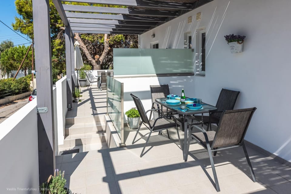 Balcony/Terrace, Dining area