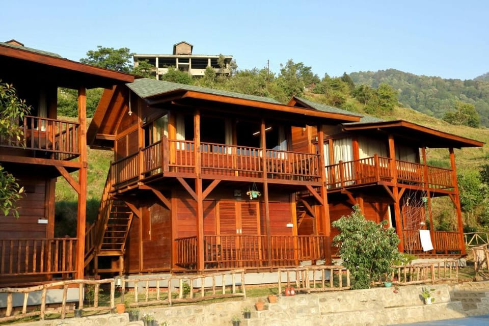 Property building, Natural landscape, Balcony/Terrace, Mountain view