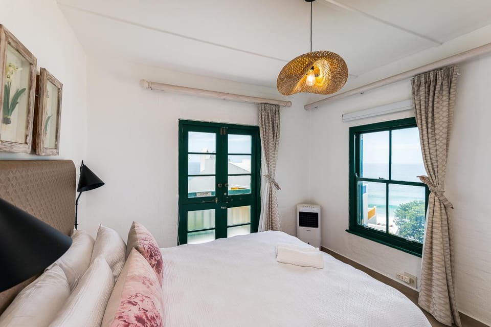 Bedroom, Sea view