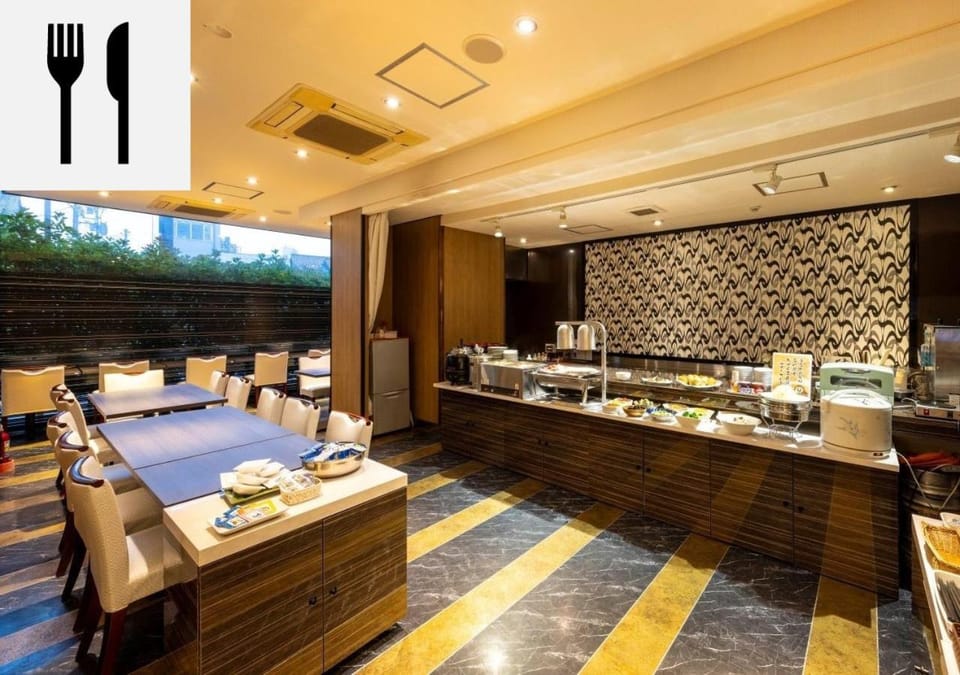 Restaurant/places to eat, Food and drinks, Food, Area and facilities, Buffet breakfast