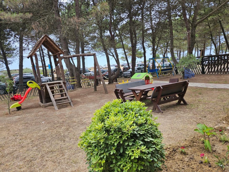 Saranda Beach Bungalow Chalet in Ulcinj Municipality