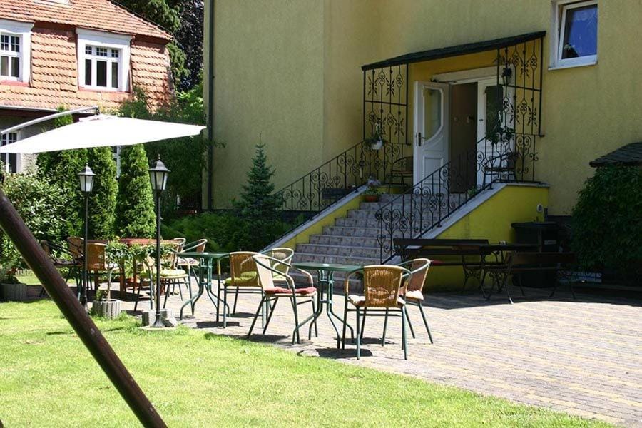 Patio, Day