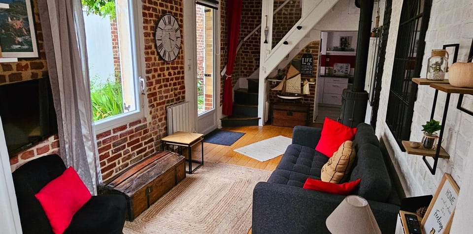 TV and multimedia, Living room, Seating area