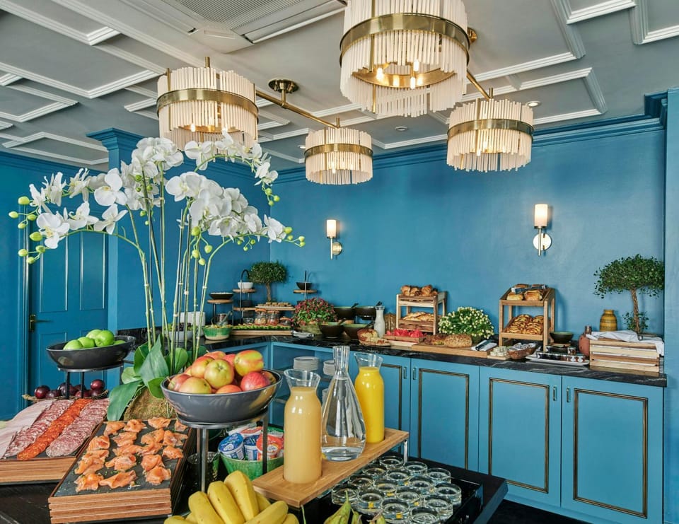 Breakfast, Buffet breakfast