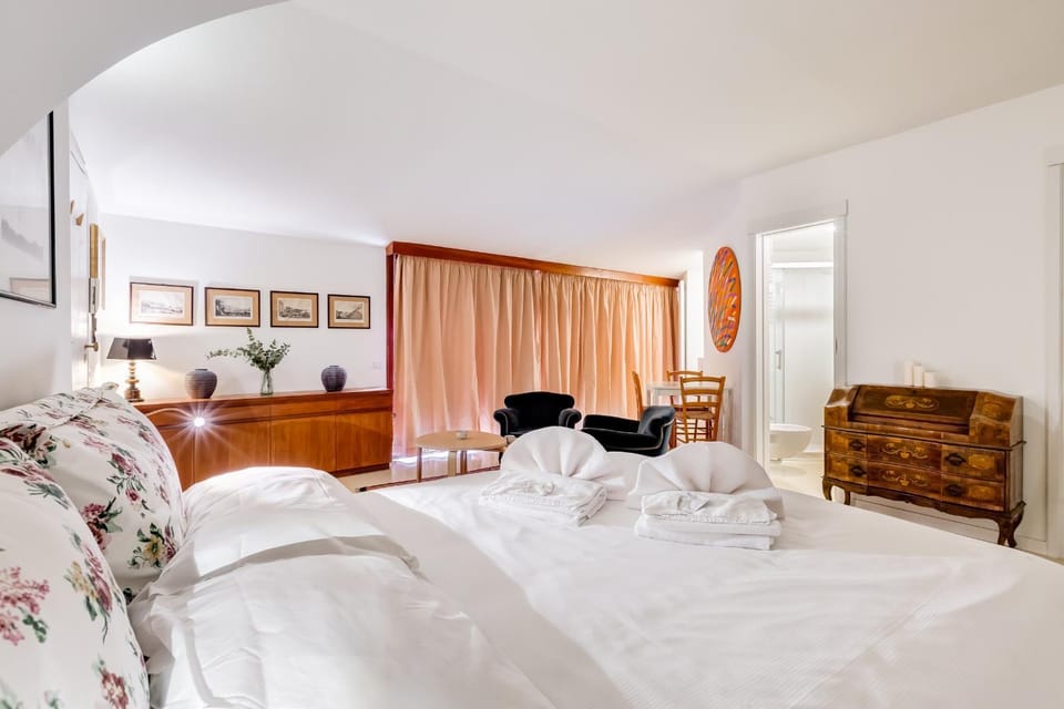 Al Portico 39 apartment with terrace Apartment in Rome