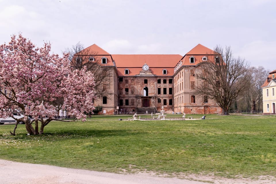 Pałac Brody Bed and Breakfast in Poland