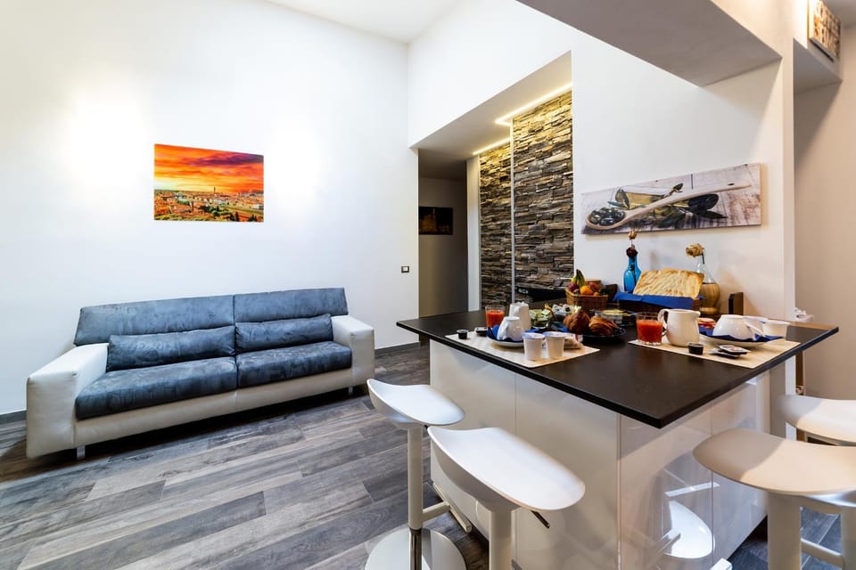 Communal lounge/ TV room, Internal: Not applicable to any particular room
