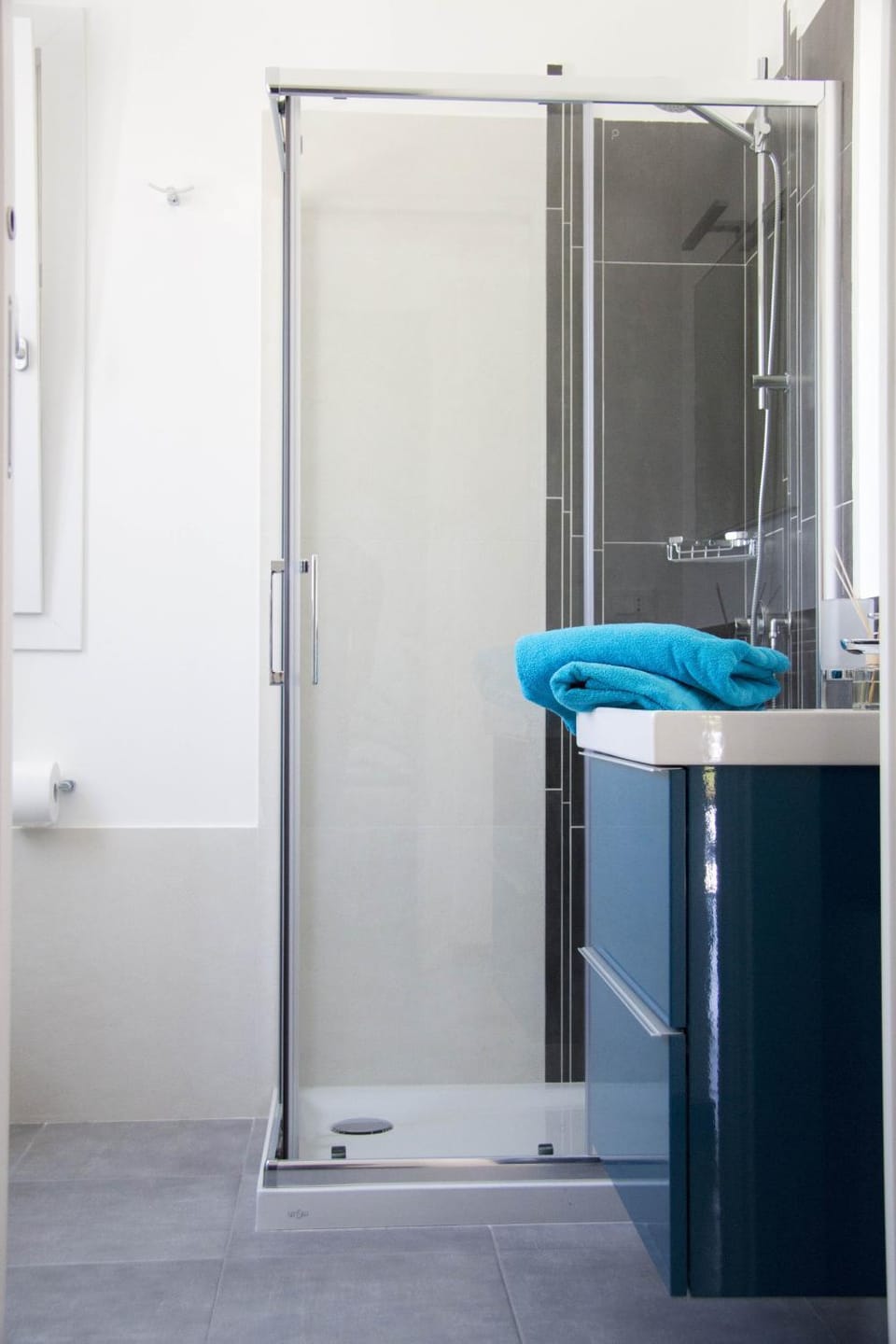 Shower, Bathroom