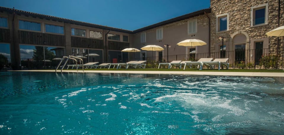 Decorative detail, Swimming pool, Swimming pool, Entertainment