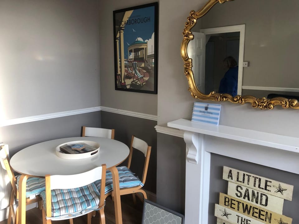 Granby House Holiday Apartments, Apartment 2, In the Old Town, Free On Street Parking included Apartment in Scarborough