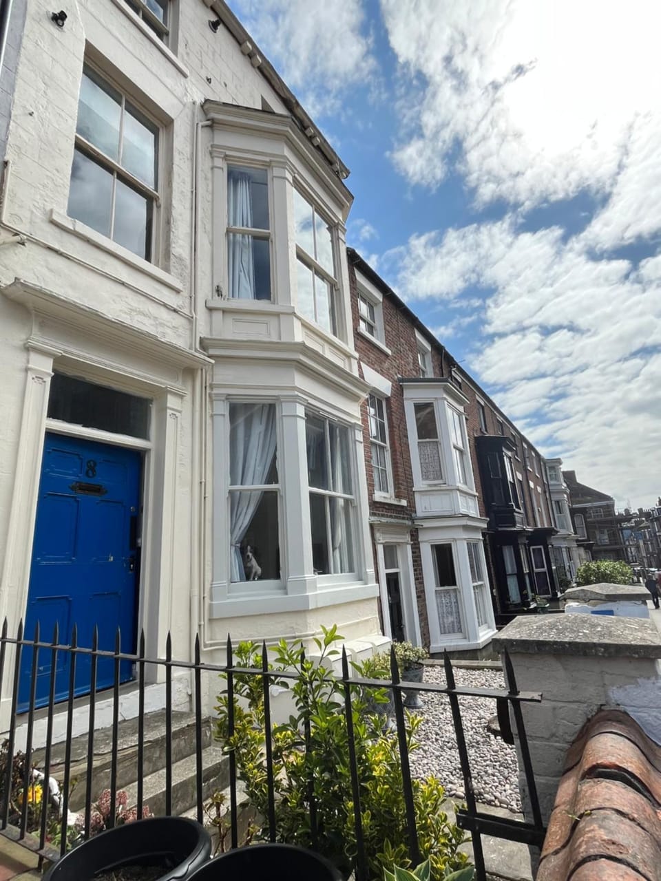 Granby House Holiday Apartments, Apartment 2, In the Old Town, 5 minutes walk to South Bay Beach, Free on street parking Apartment in Scarborough
