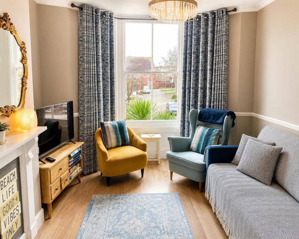 Granby House Holiday Apartments, Apartment 2, In the Old Town, 5 minutes walk to South Bay Beach, Free on street parking Apartment in Scarborough
