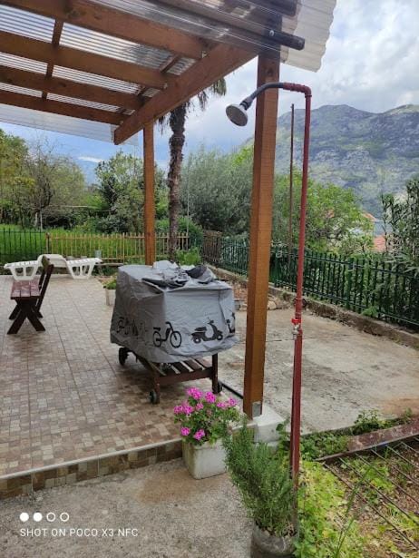 Villa Helen Apartment in Kotor Municipality