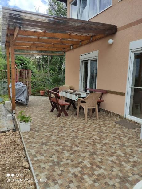 Villa Helen Apartment in Kotor Municipality