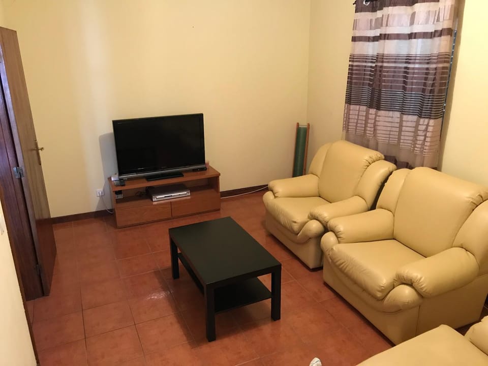 Douro vineyards and Mountains Apartment in Porto District