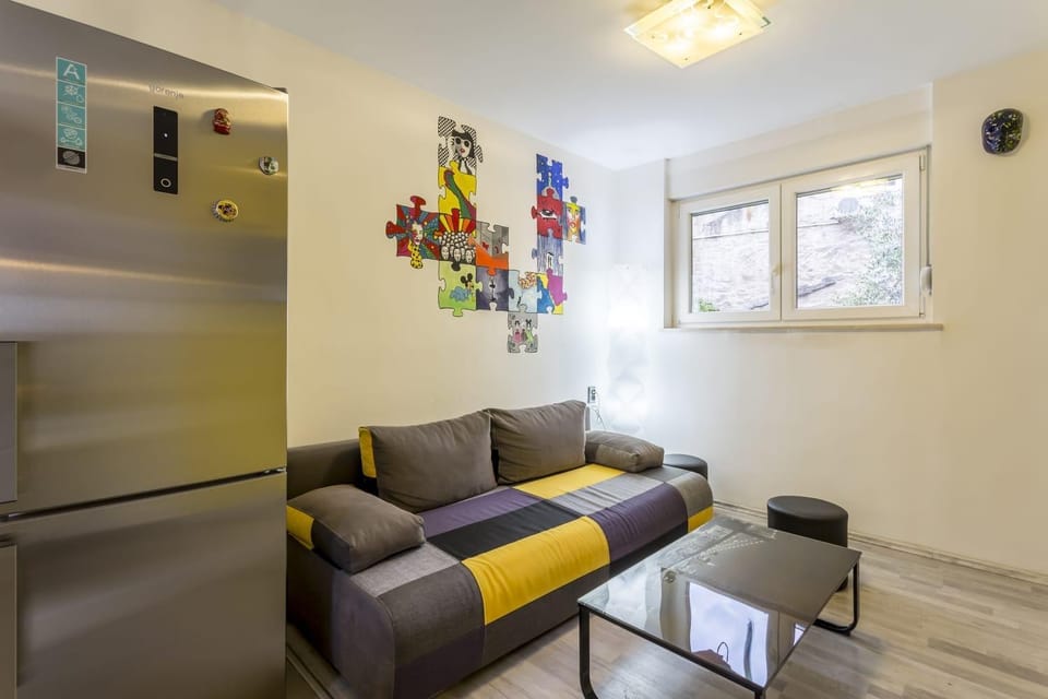 Sweet Escape - PRIVATE PARKING PLACE Apartment in Split