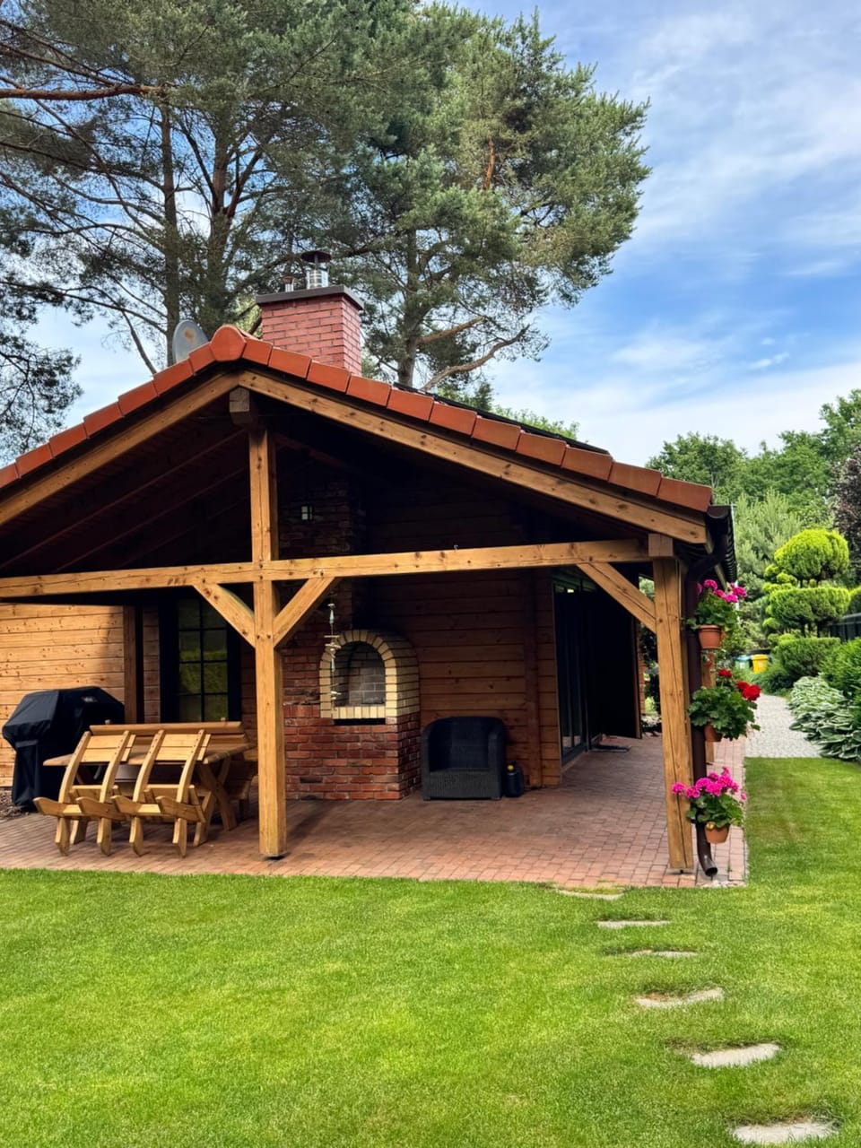 Property building, Garden, Garden view