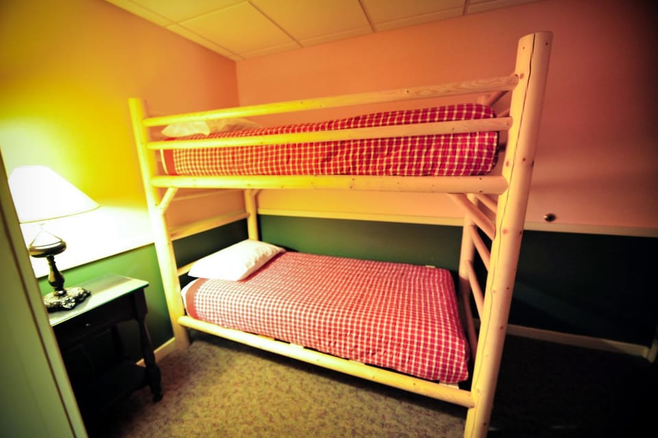 Bed, bunk bed