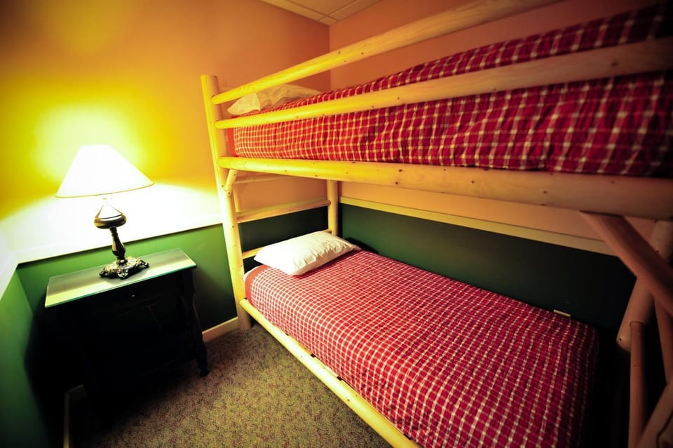 Bed, bunk bed
