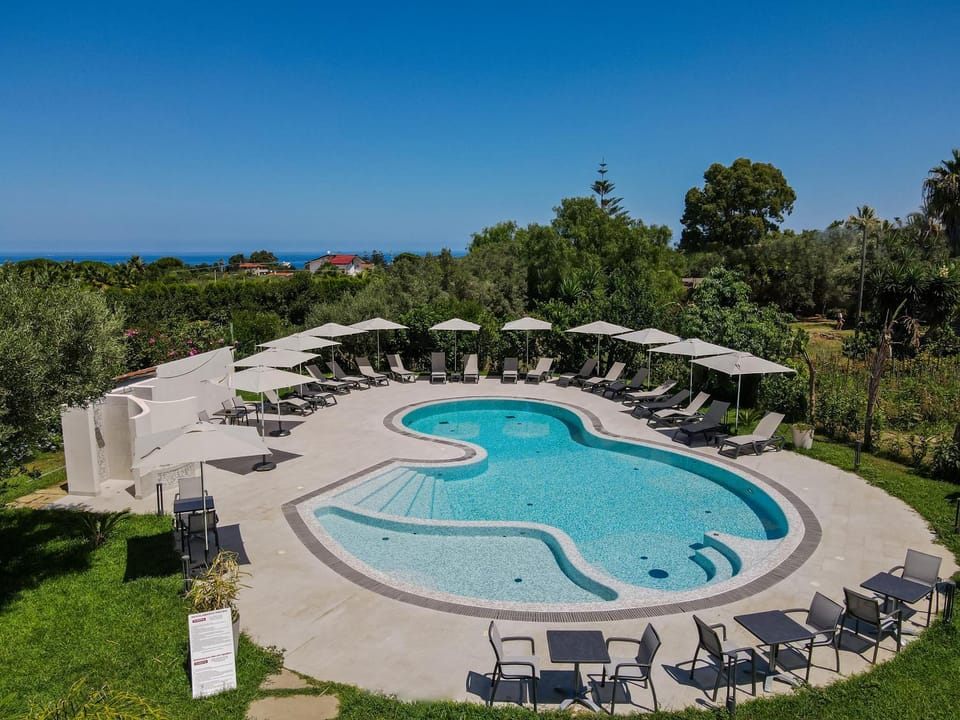 Pool view, Swimming pool
