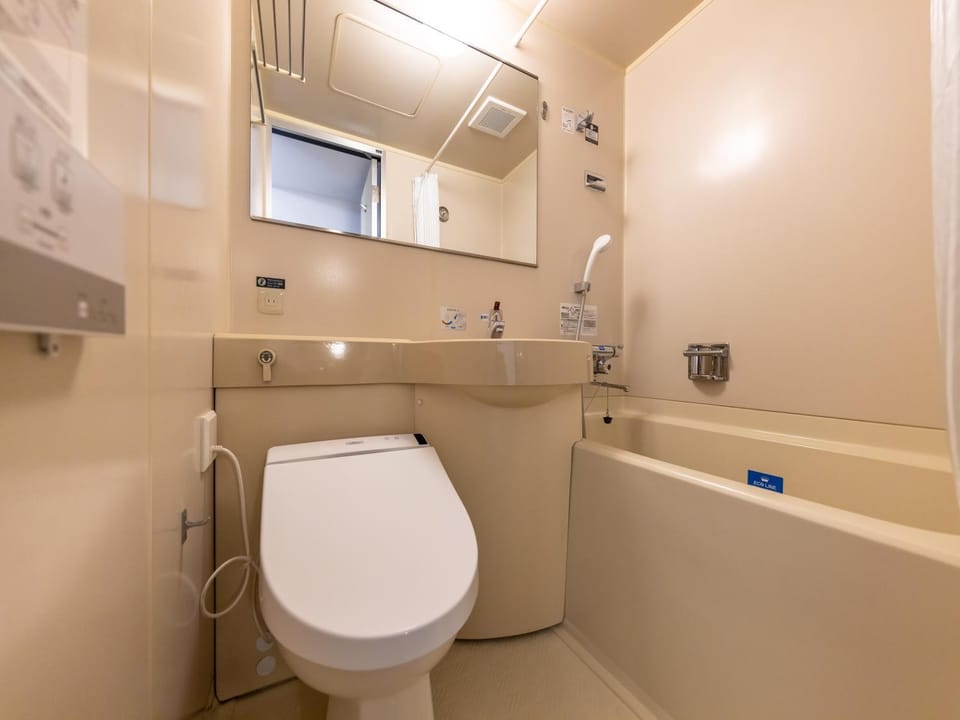 Shower, Toilet, Bathroom, Bath
