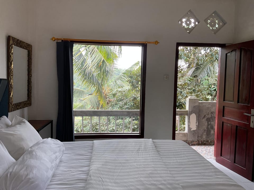 Natural landscape, Balcony/Terrace, Bedroom