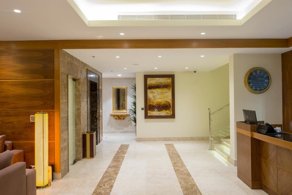 Facade/entrance, Lobby or reception