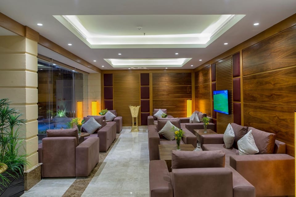 Lobby or reception, Seating area