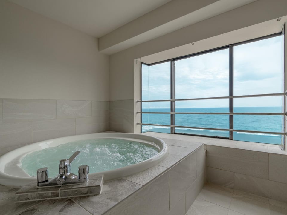 Bathroom, Sea view, Bath