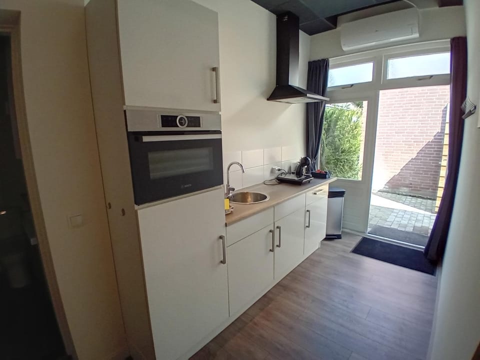 De Vier Linden Bed and Breakfast in Limburg (province)