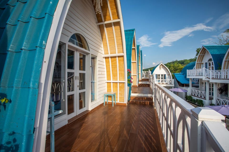 Property building, Balcony/Terrace