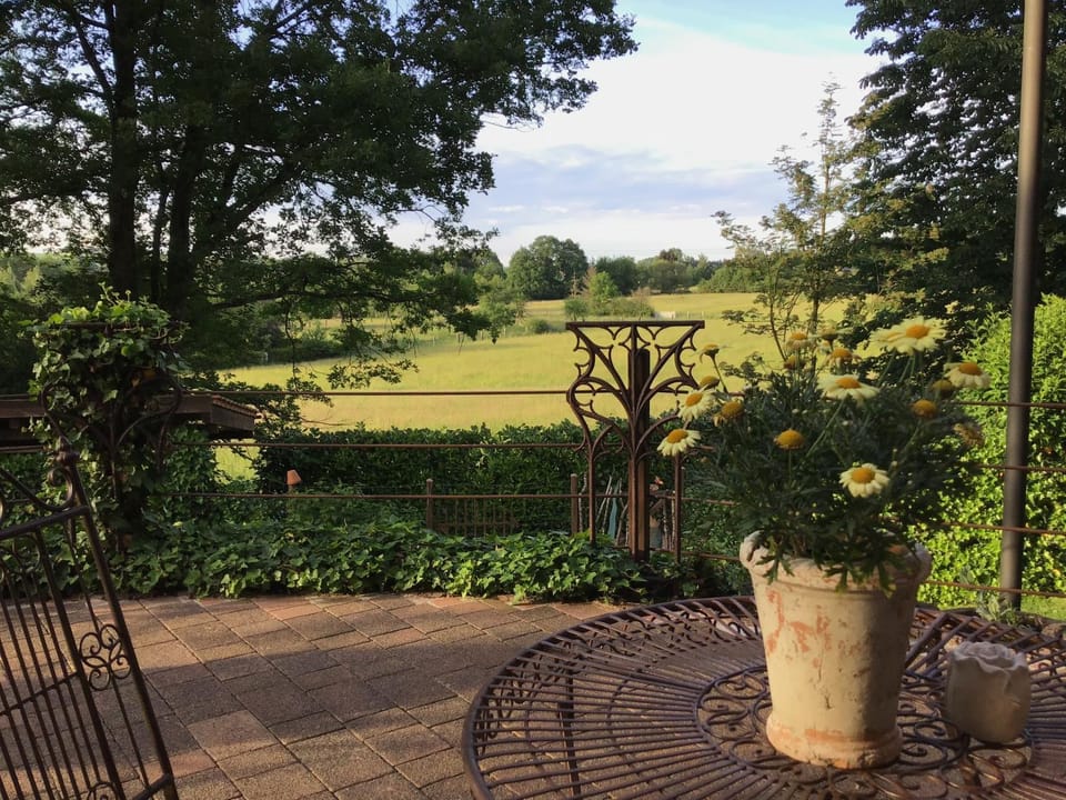 Balcony/Terrace, Garden view