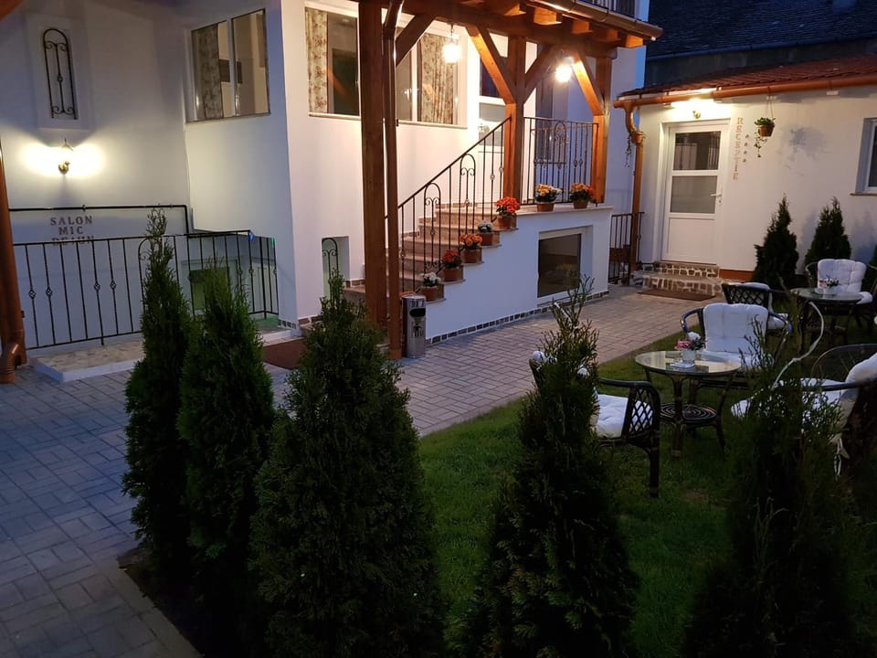 Vila Bohemia Bed and Breakfast in Sibiu