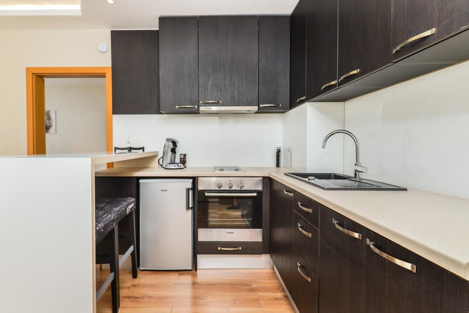 Coffee/tea facilities, Kitchen or kitchenette