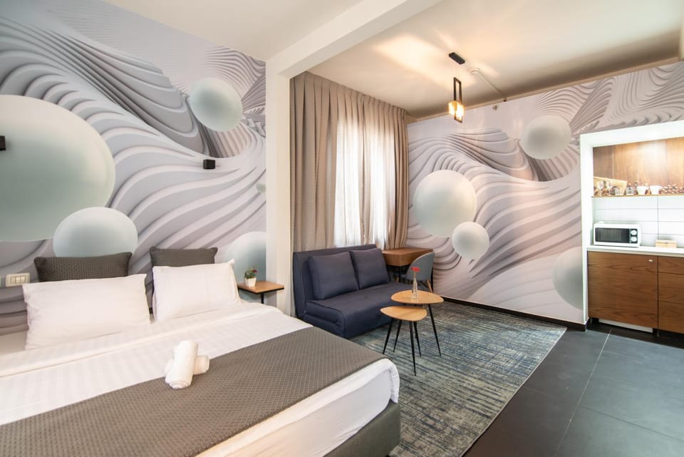 Bed, Decorative detail, Seating area, Bedroom