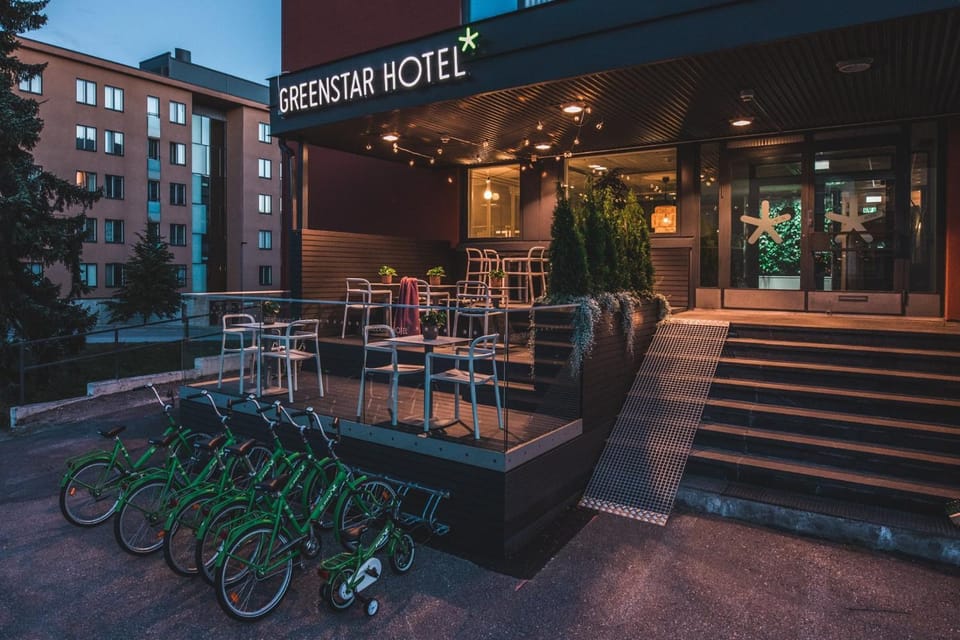 Property building, Facade/entrance, Cycling