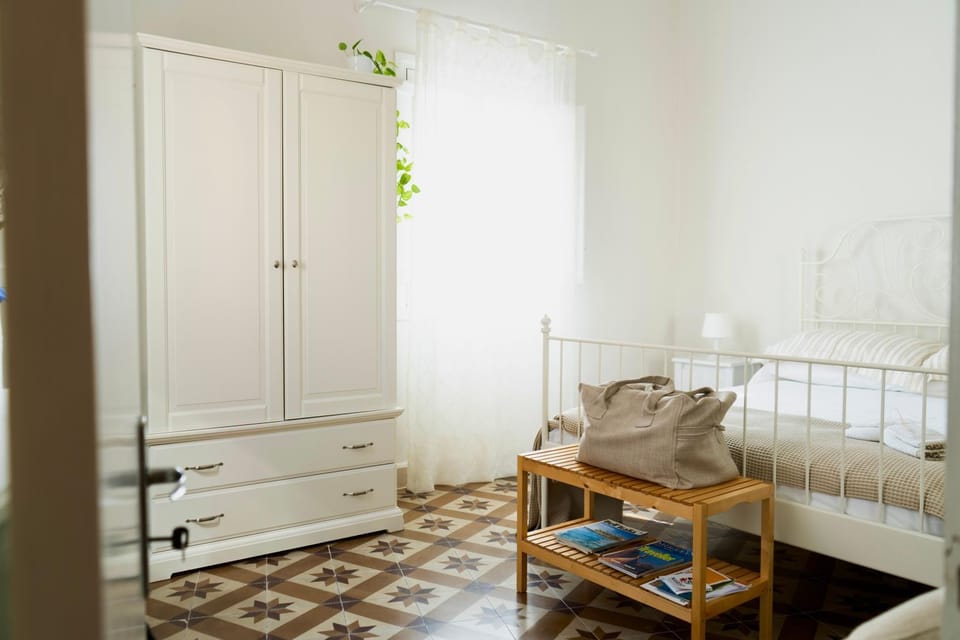 Bedroom, wardrobe