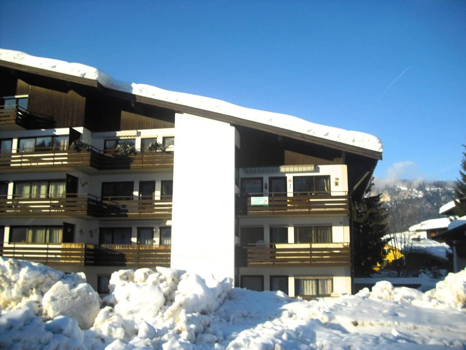 Property building, Winter